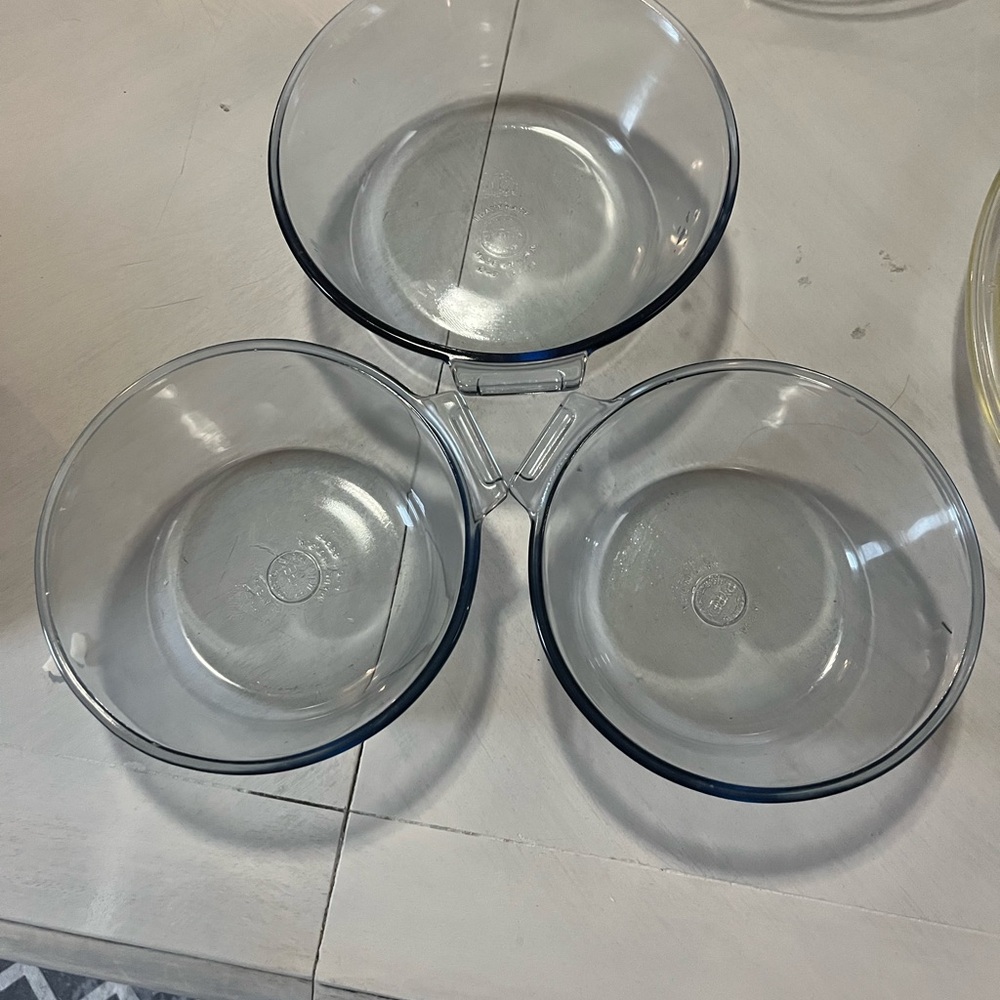 Pyrex flame ware mixing bowls